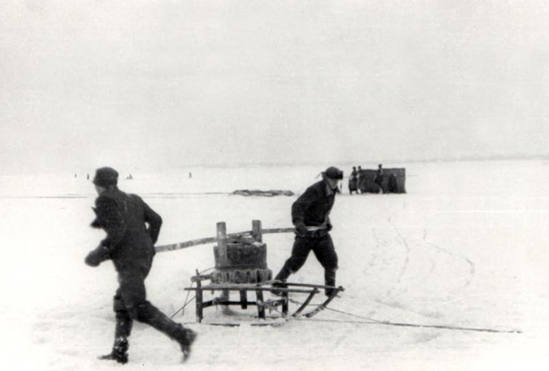 File:jääpüük_noodavinna pööramine Kakumäe lahel 1939.jpg
